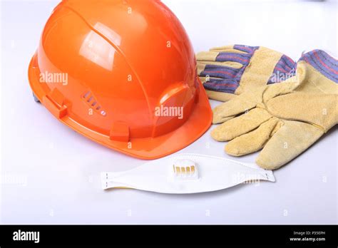 Bildergebnis für Orange Goggle Mask