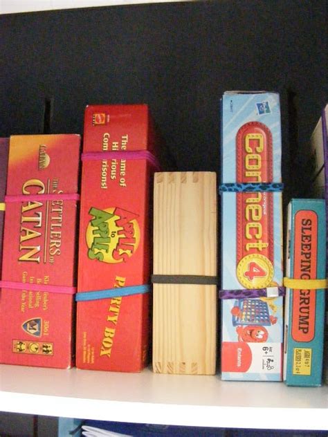 Résultat d’images pour Stack of Game Boxes