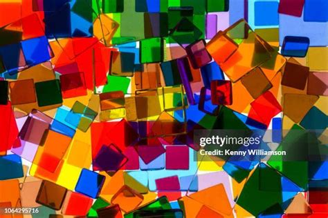 Toradh íomhá ar Random Multicolor Noise