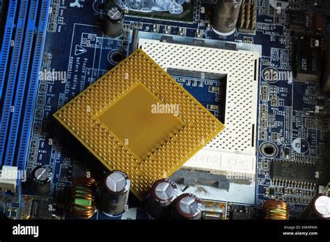 CPU Central Processing Unit Apple に対する画像結果