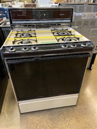 Toradh íomhá ar Caloric Gas Stove