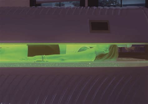 Light Therapy Sleep Machine Diagram に対する画像結果