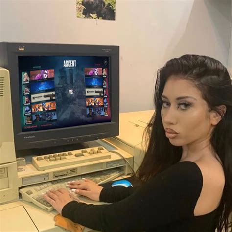 Afbeeldingsresultaten voor Meme Computer in Fire