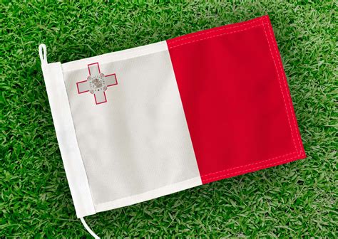 Image result for Triumpf Boot Maltese Vlag