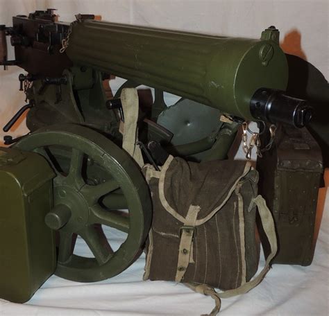 Toradh íomhá ar German Maxim Machine Gun