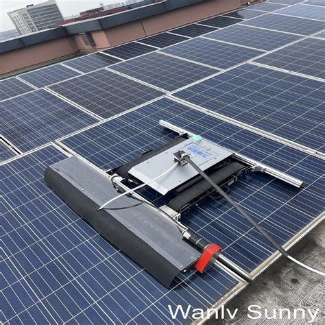 Solar Panel Cleaning Tools に対する画像結果