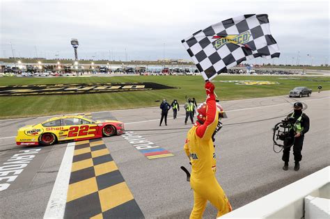 NASCAR 2020 に対する画像結果