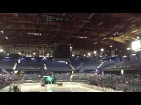 Toradh íomhá ar Chicago Wolves Introduction