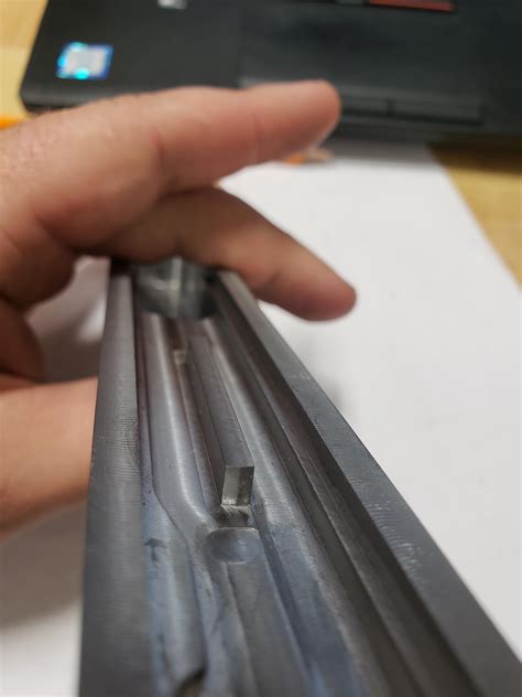 Gun Slide Machining に対する画像結果