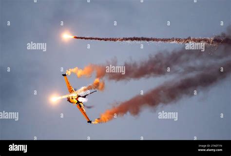 Image result for Fighter Jet Flares SysML Sequence Diagram