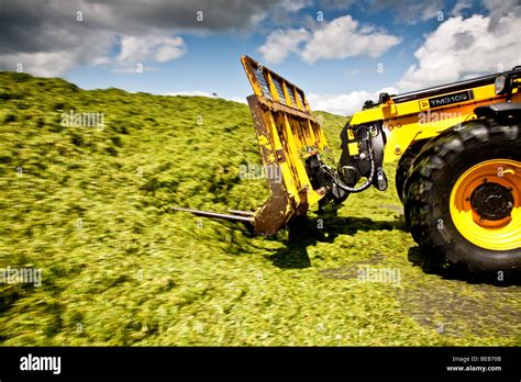 Toradh íomhá ar Farming with a Telehandler