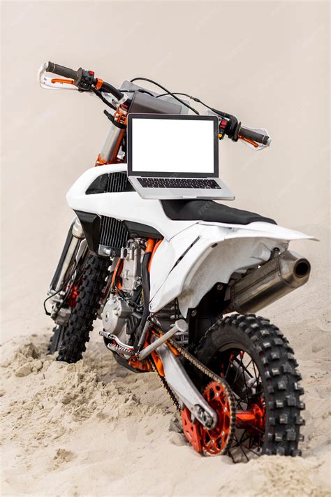 Using Computer On a Motorcycle に対する画像結果