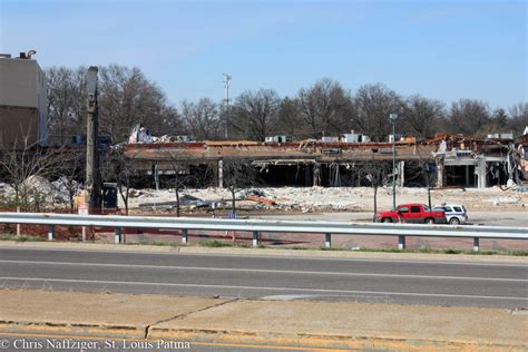 Crestwood Mall Dead Mall に対する画像結果