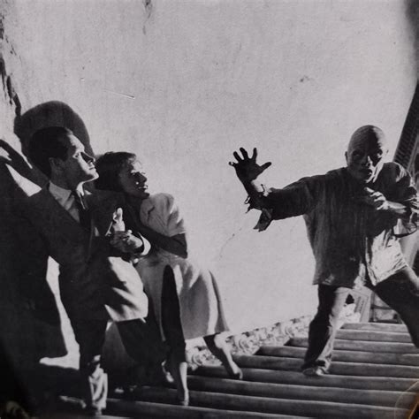 Creepy Old Film Footage に対する画像結果