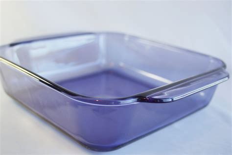 Antique Pyrex Bakeware に対する画像結果