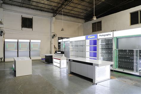 Toradh íomhá ar Computer Shop Display