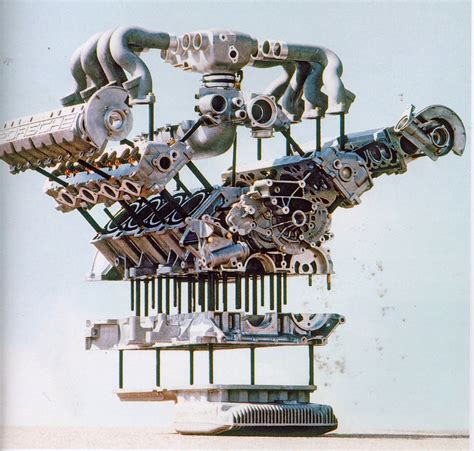 Toradh íomhá ar Twin H Engine Exploded View