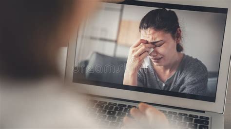 Afbeeldingsresultaten voor Person Behind Computer Crying Image