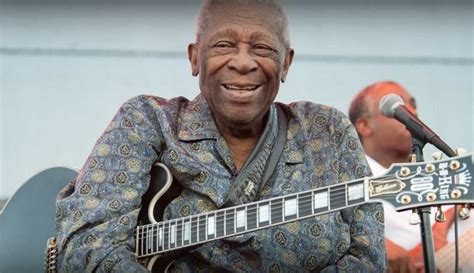 Toradh íomhá ar Com Slash