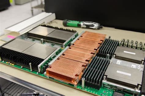Supercomputer CPU に対する画像結果