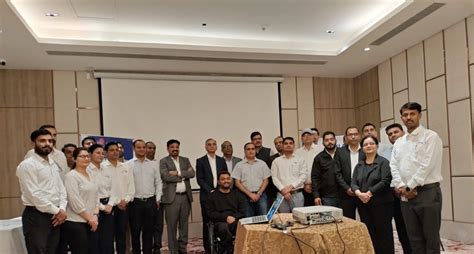 Afbeeldingsresultaten voor Forvia Training Program