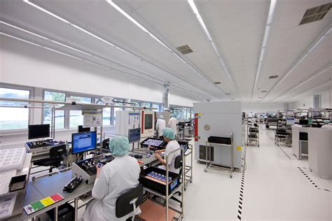 Zumtobel Lighting Control System に対する画像結果