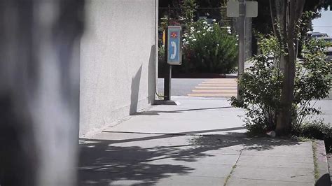 Toradh íomhá ar Going to the Store