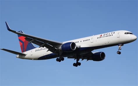 Delta 757 Plane に対する画像結果
