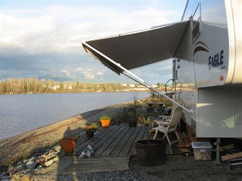 Full-Time RV Canada に対する画像結果