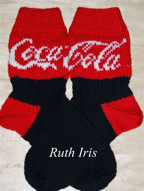 Toradh íomhá ar Diet Coke Wool Mittens