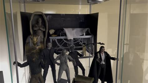 NECA Ultimate Collection Visual Guide に対する画像結果