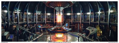 Doctor Who 12 TARDIS に対する画像結果