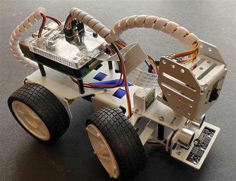 Toradh íomhá ar Robot Using Raspberry Pi for Eduction