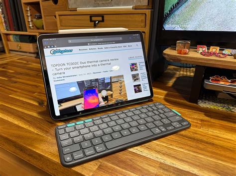 iPad Keyboard Flip Around के लिए छवि परिणाम