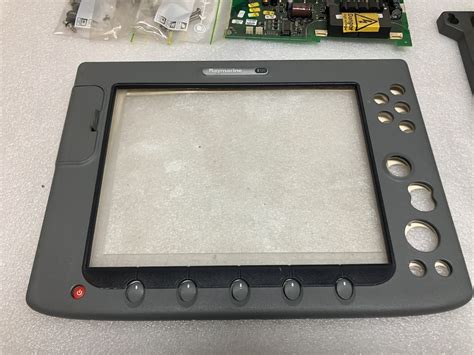 Raymarine GPS E120 Chartplotter に対する画像結果