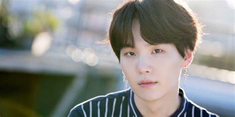 Toradh íomhá ar Suga Rapping Fast