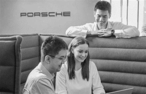 Porsche Asia Model Car に対する画像結果