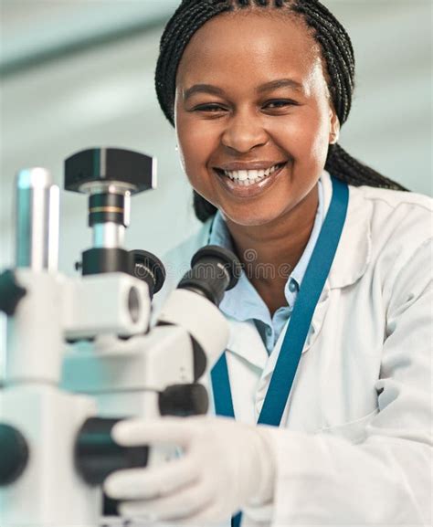 Toradh íomhá ar Max See Microscope