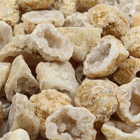 Bildergebnis für White Crystal Geode