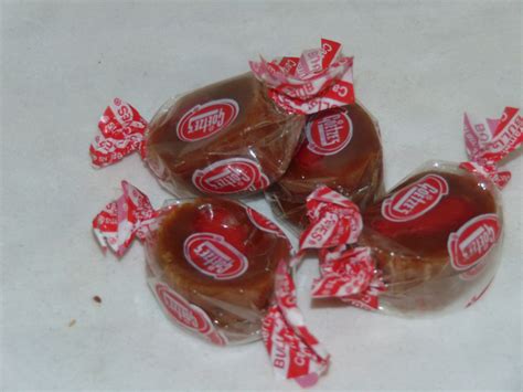 Toradh íomhá ar Candy Cane Meringue Cookies