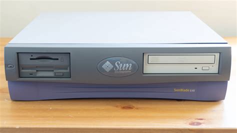 Toradh íomhá ar Pizza Box Computer