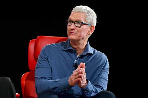 Image result for Tim Cook AM Morgen