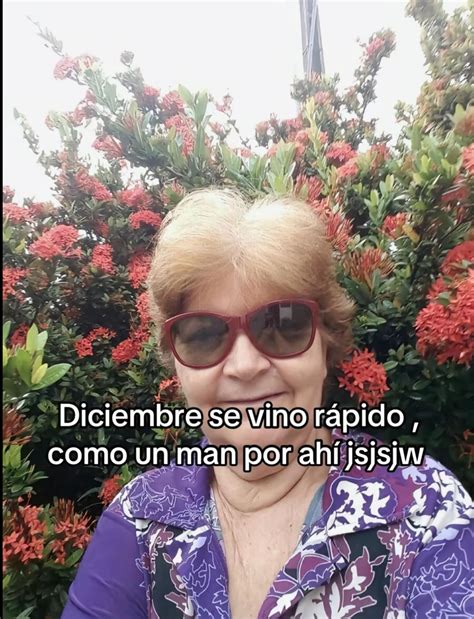 Toradh íomhá ar 1 Person with a Tree