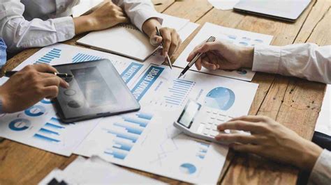 The Red Model Implementation に対する画像結果