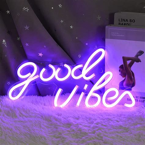 Toradh íomhá ar Rust Large Neon Sign