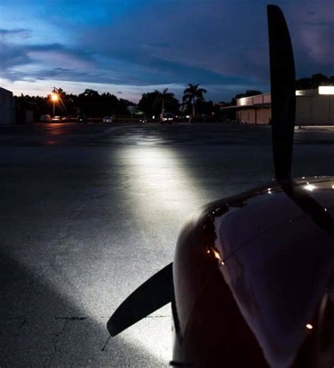 Toradh íomhá ar Par 36 LED Landscape Light Bulbs