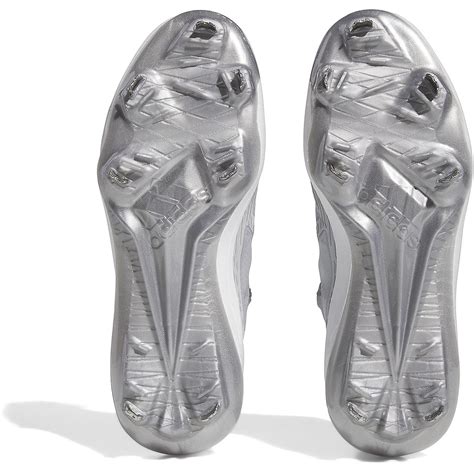 Toradh íomhá ar Baseball Cleats Bottom Side View