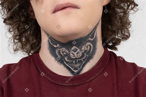 On Neck Piercing Pattern に対する画像結果