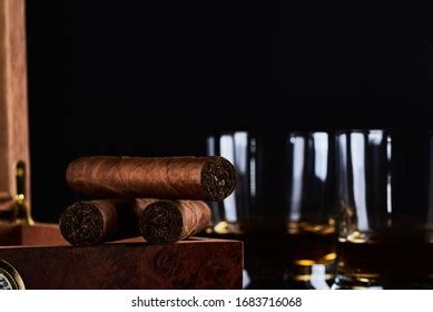 Cigar Box Graphics に対する画像結果