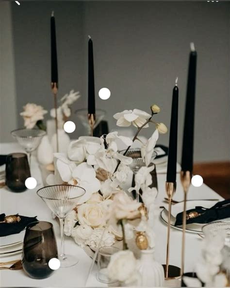 Toradh íomhá ar All-Black Glam Wedding